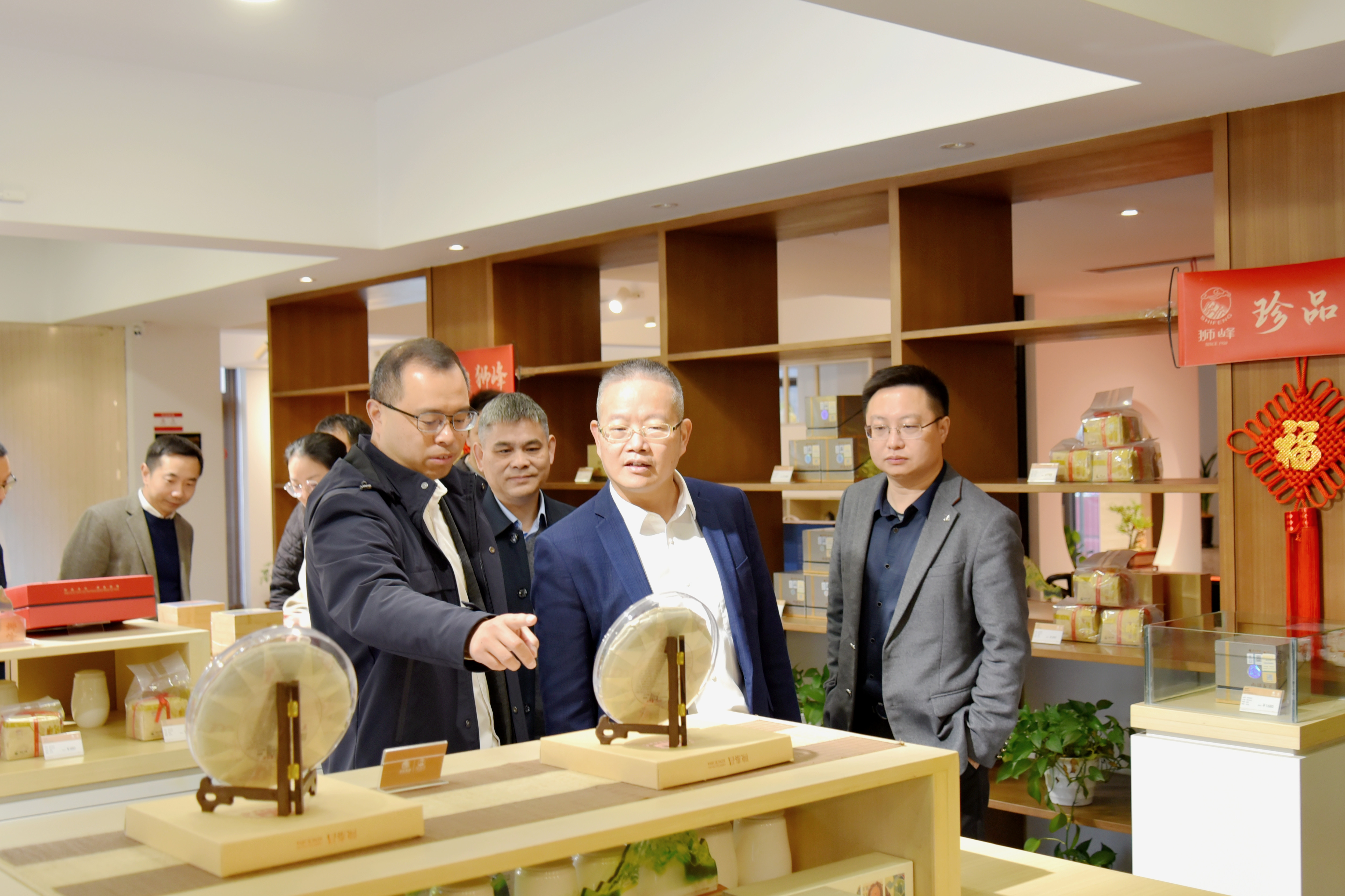 省供销社副主任董益彪到MK SPORTS指导调研